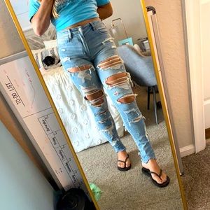 American eagle Super hi-rise ripped jegging